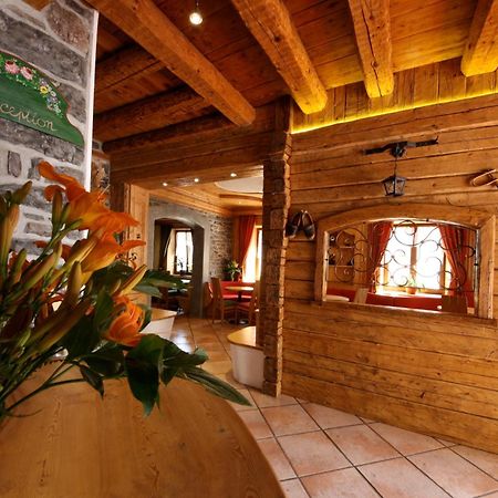 Albergo Centrale Forni di Sopra Eksteriør billede
