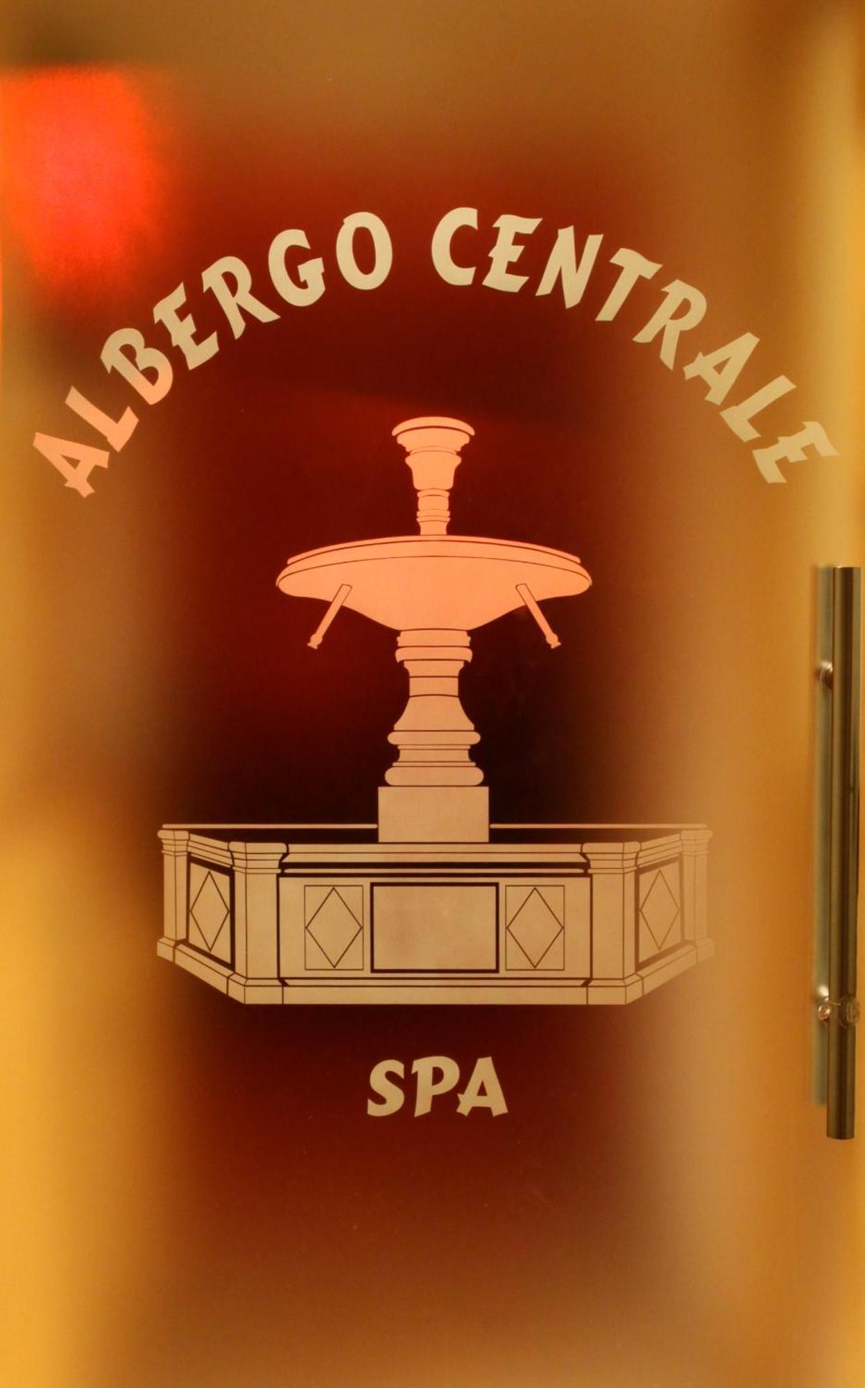Albergo Centrale Forni di Sopra Eksteriør billede